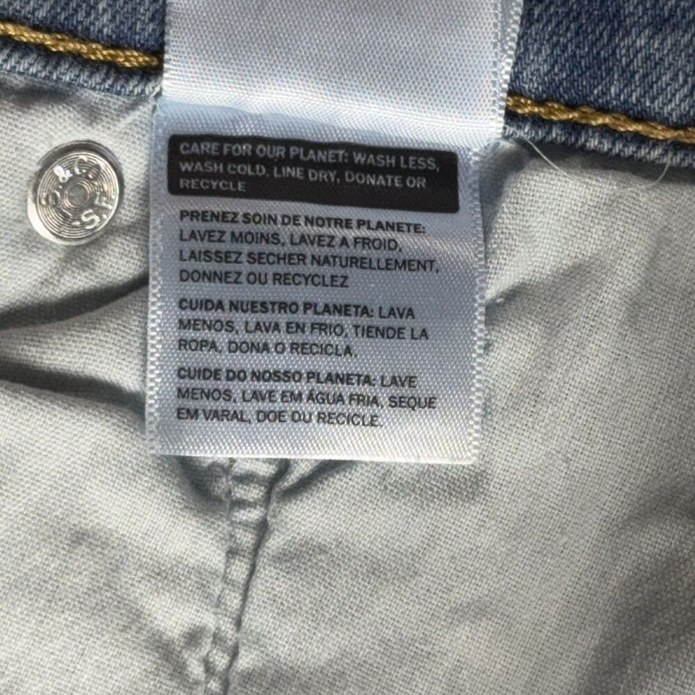 Levi's Women's 314 Shaping Straight Mid-Rise Stretch Denim Jean 32x32 Light Wash - Picture 16 of 16
